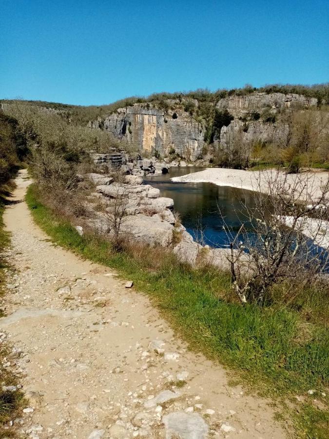 Villa Les Locs Du Grazel Ruoms Exterior foto